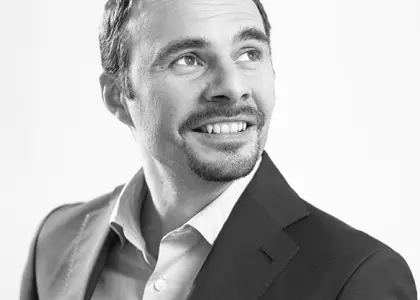 AnyConv.com__emmanuel-gallina-copyright-andrew-meredith-bd_20191127203832TEzEljL0bM