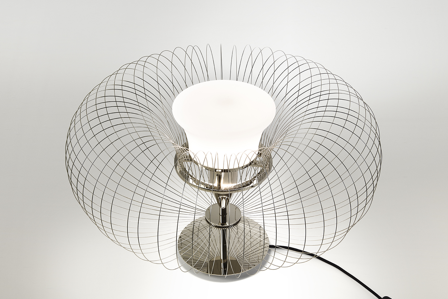 luminaria steel flower