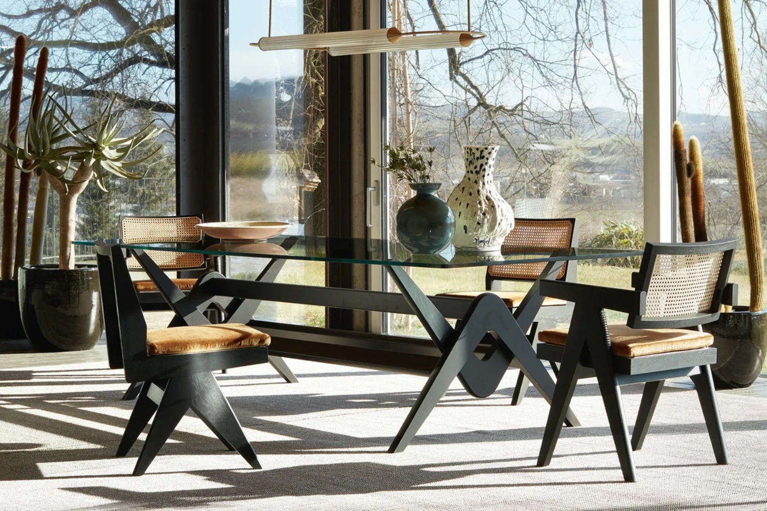 Cadeira Capitol Complex 4