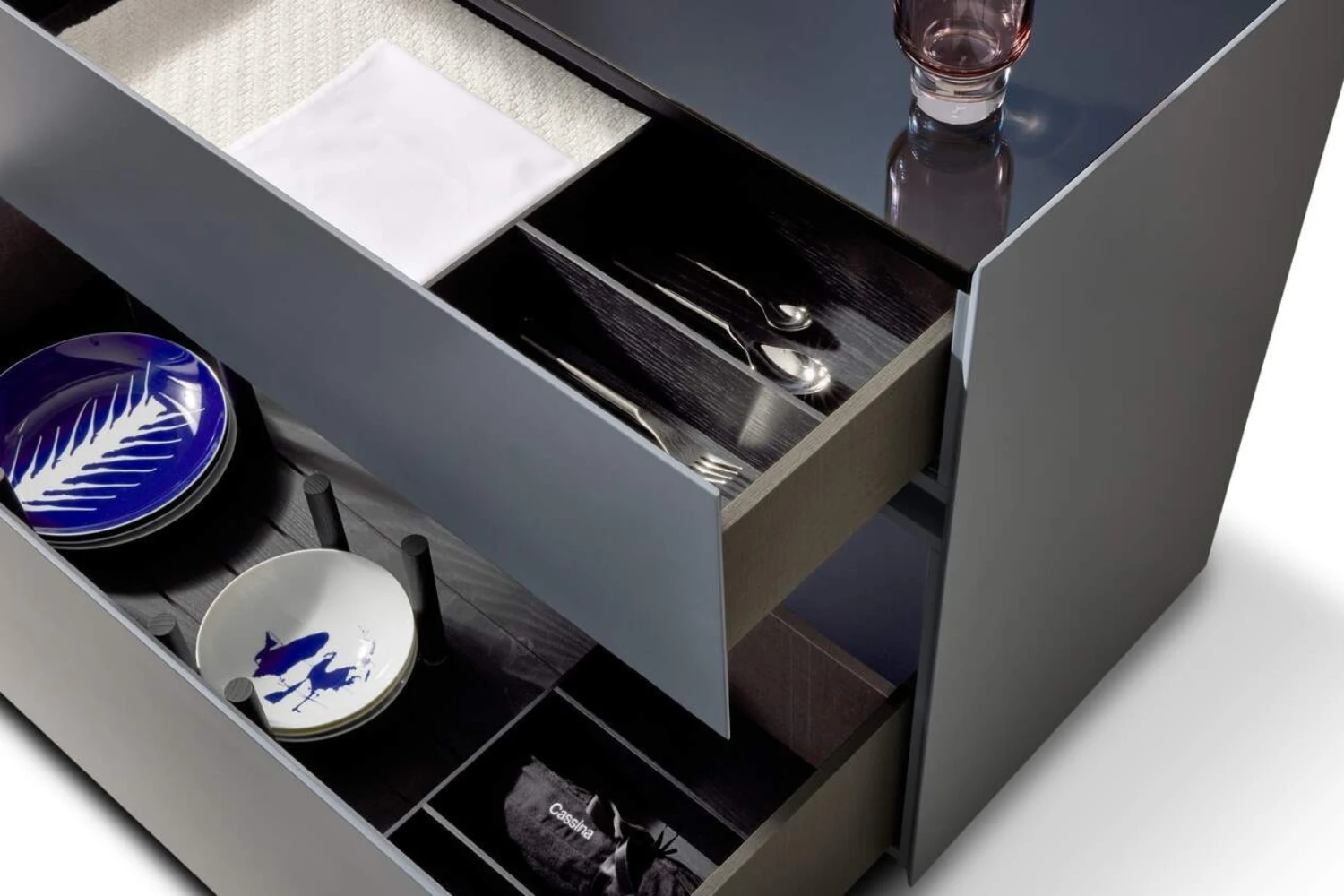 Gabinete Ghost Box 7