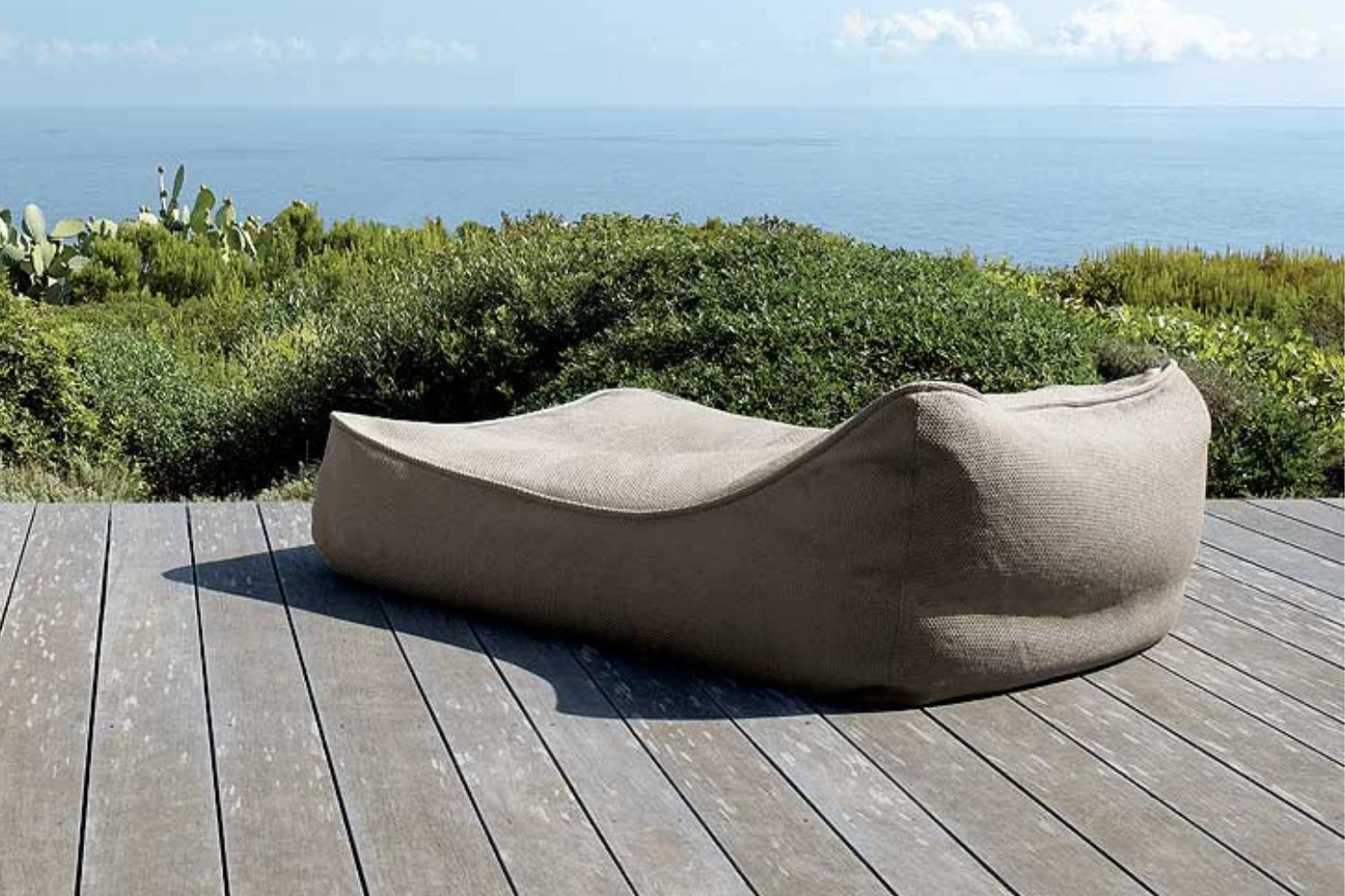 chaise lougue float 3