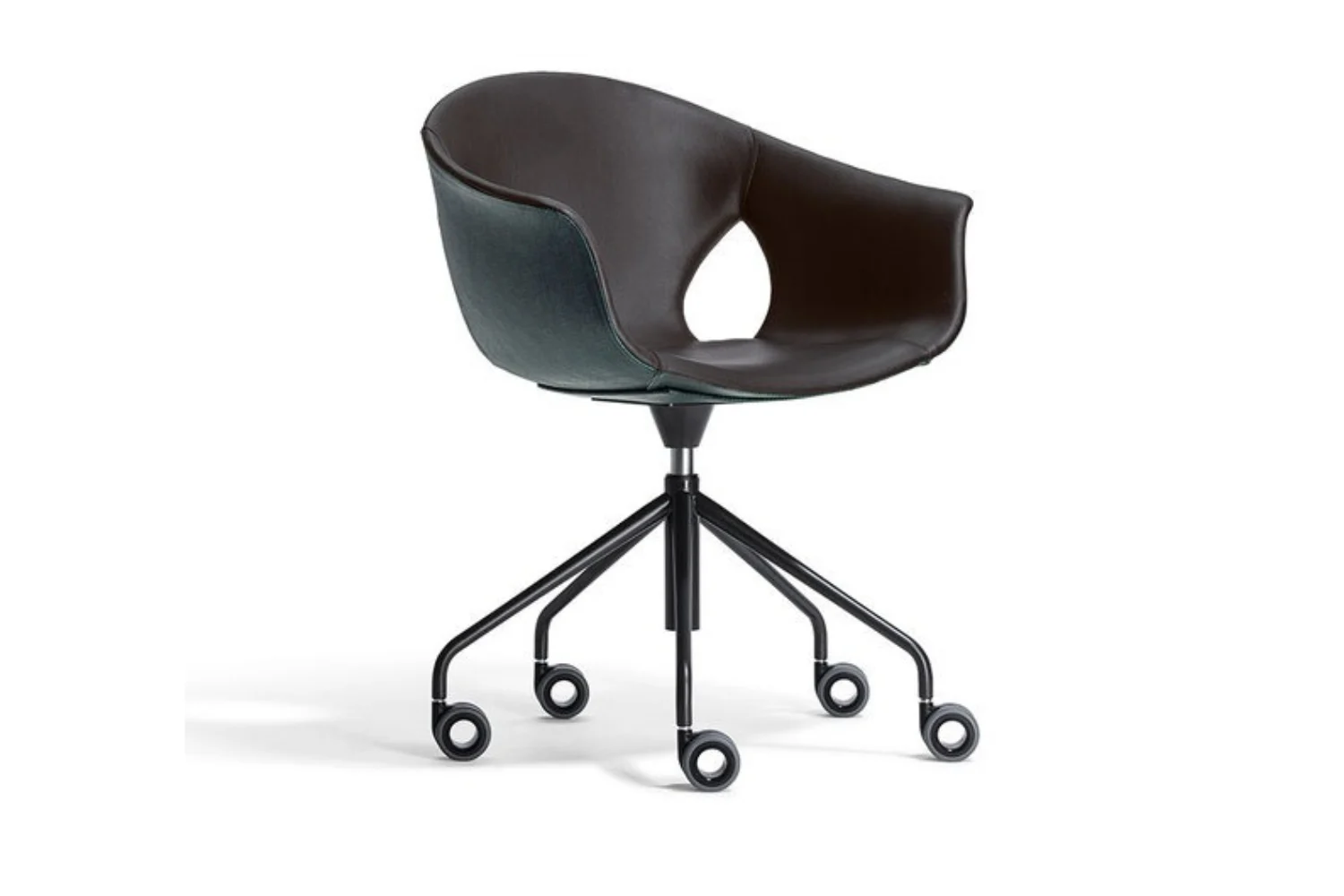 Cadeira Ginge Ale Ozwald Boateng X Poltrona Frau 2