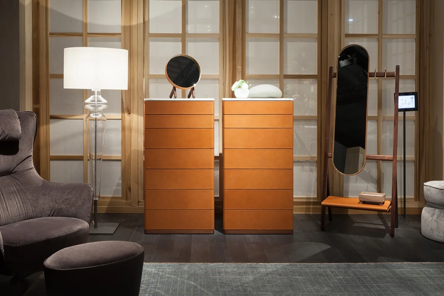 Espelho de Chão Ren com Cabides 1