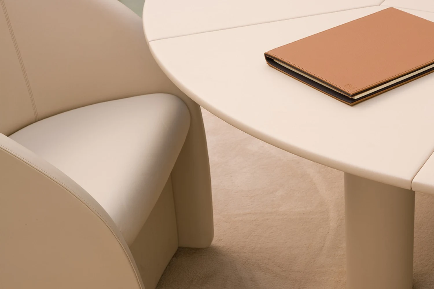 Poltrona Intervista 2