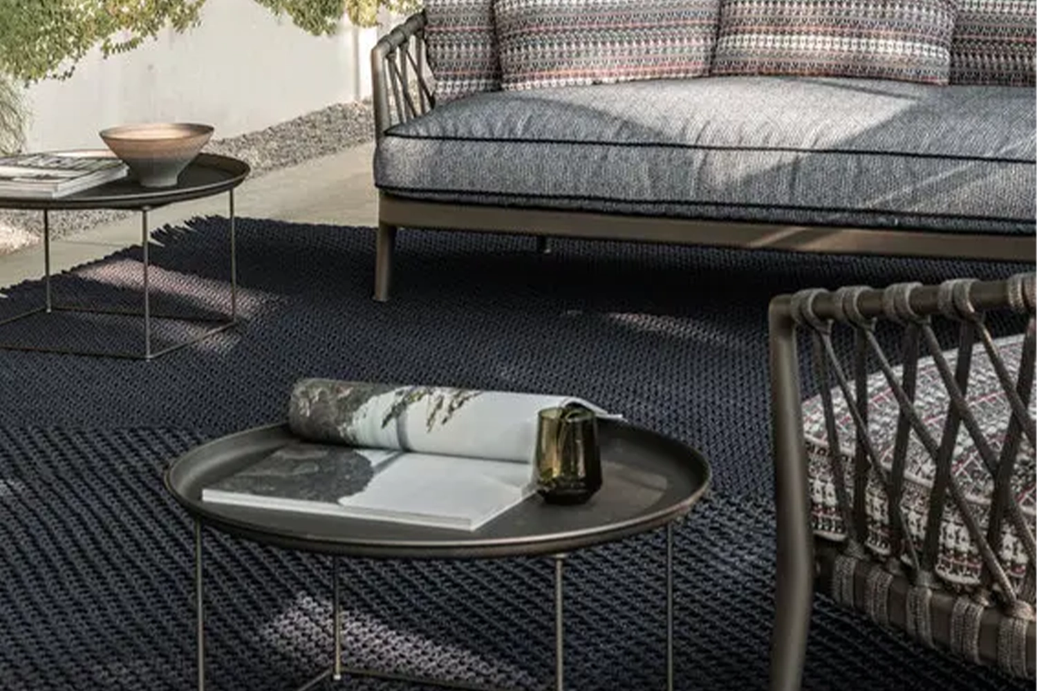 C01_Gallery_0_109_outdoor_small-table_Fat-Fat-Outdoor_A-01_1