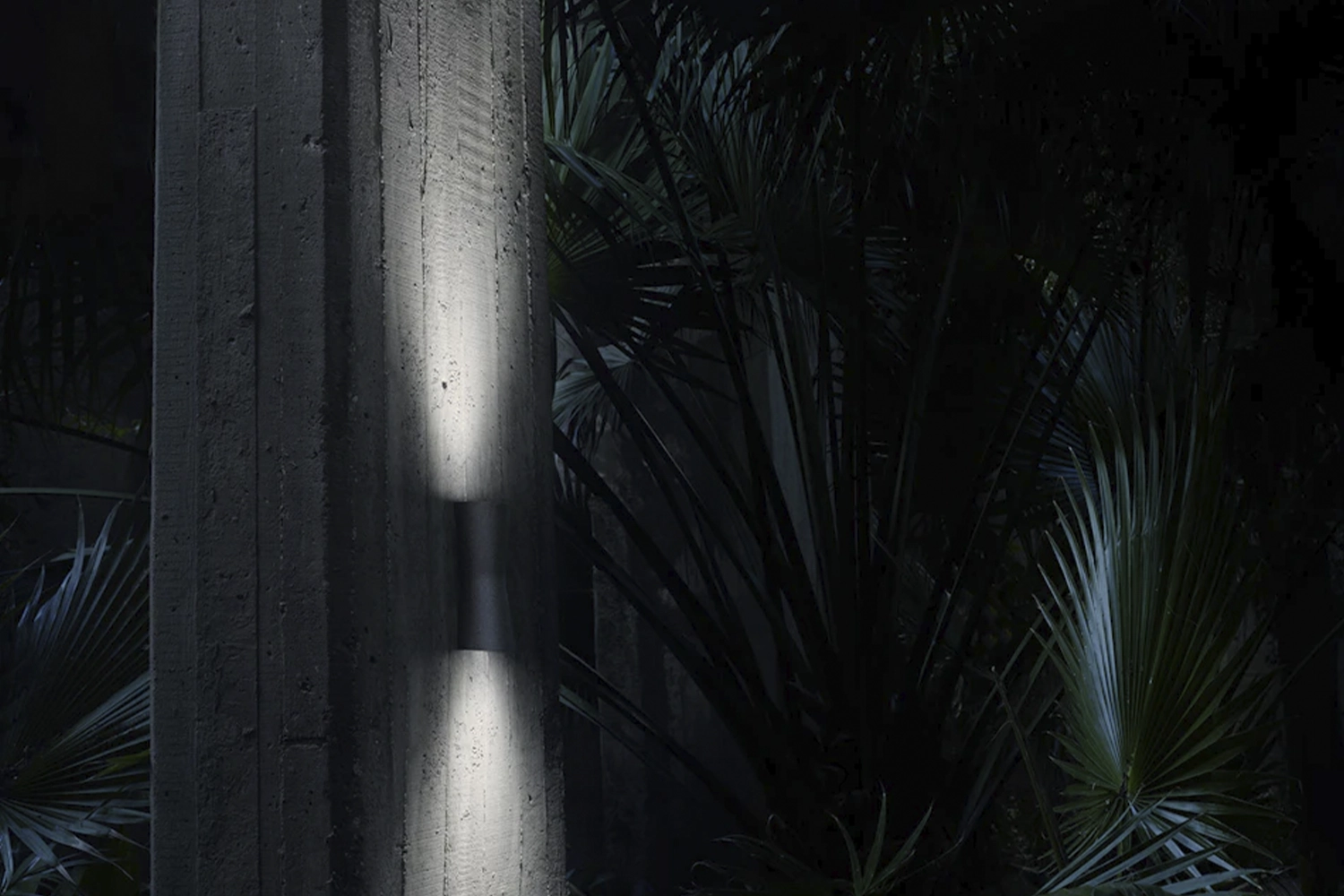 C01_clessidra-flos-outdoor-R-01