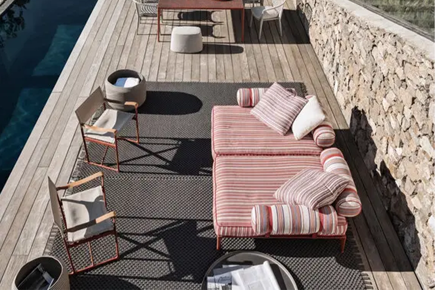 C02_Gallery_1_135_outdoor_sofa_Ribes_A-03