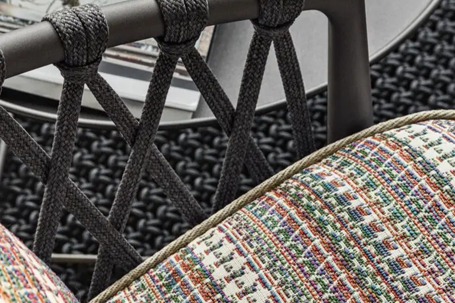 C03_Gallery_2_113620_outdoor_armchair_Erica-19_A-01_1