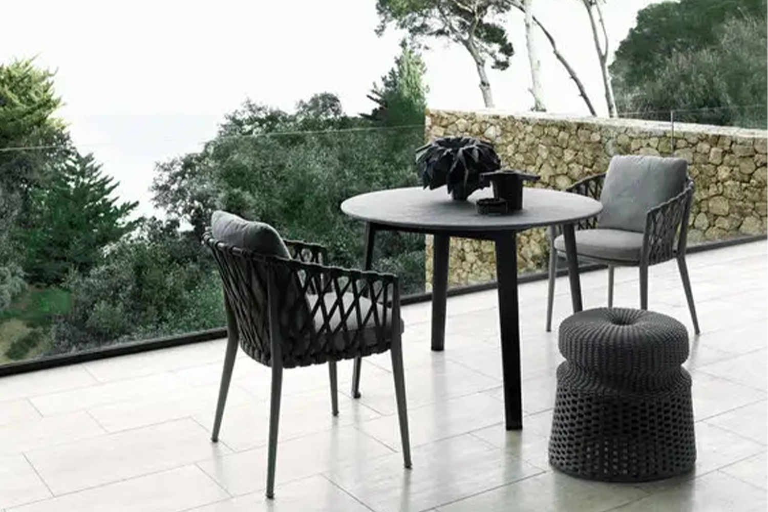 C03_Gallery_2_118_outdoor_table_Ginepro_A-05