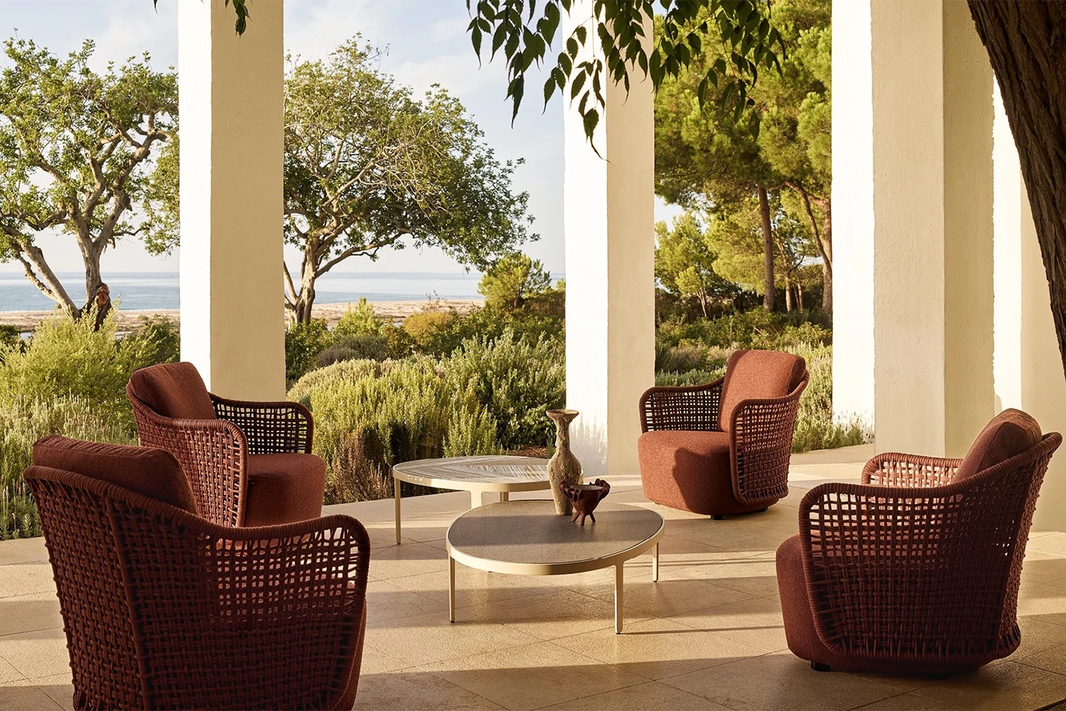 C03_Poliform_Outdoor_2023_chapter03_6-1