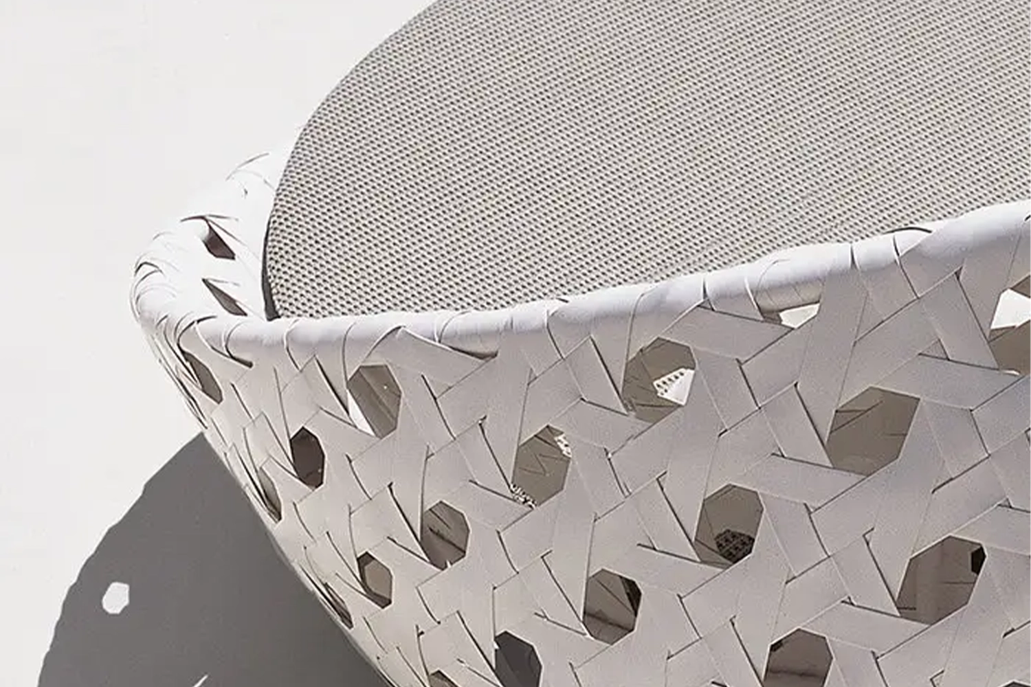 C04_Gallery_3_53082_outdoor_sofa_Canasta_A-01