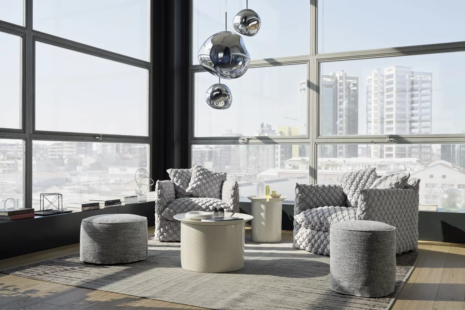 C06_gervasoni_ghost_106-107