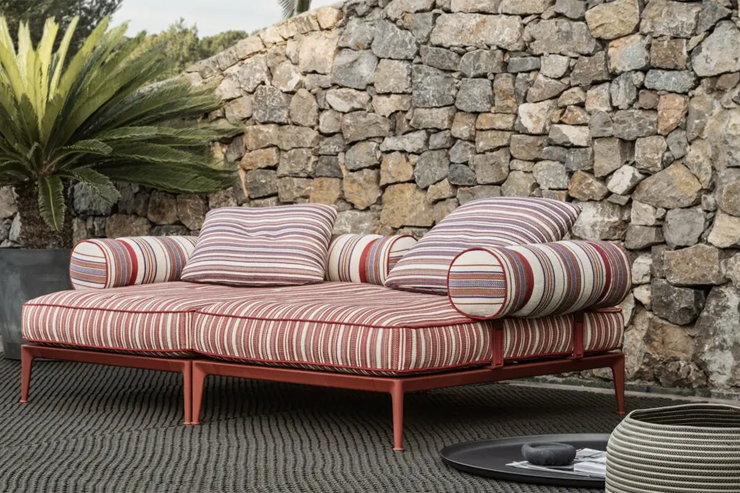 C08_Gallery_7_131_outdoor_sofa_Ribes_A-06_4