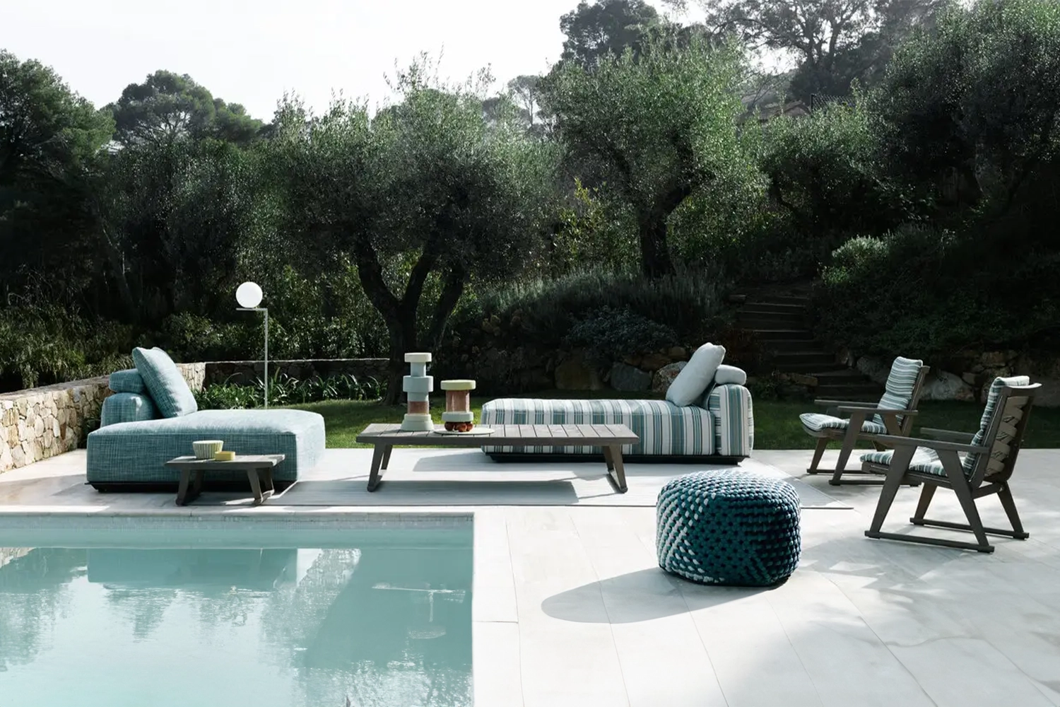 C10_Gallery_9_117_outdoor_sofa_Hybrid_A-02