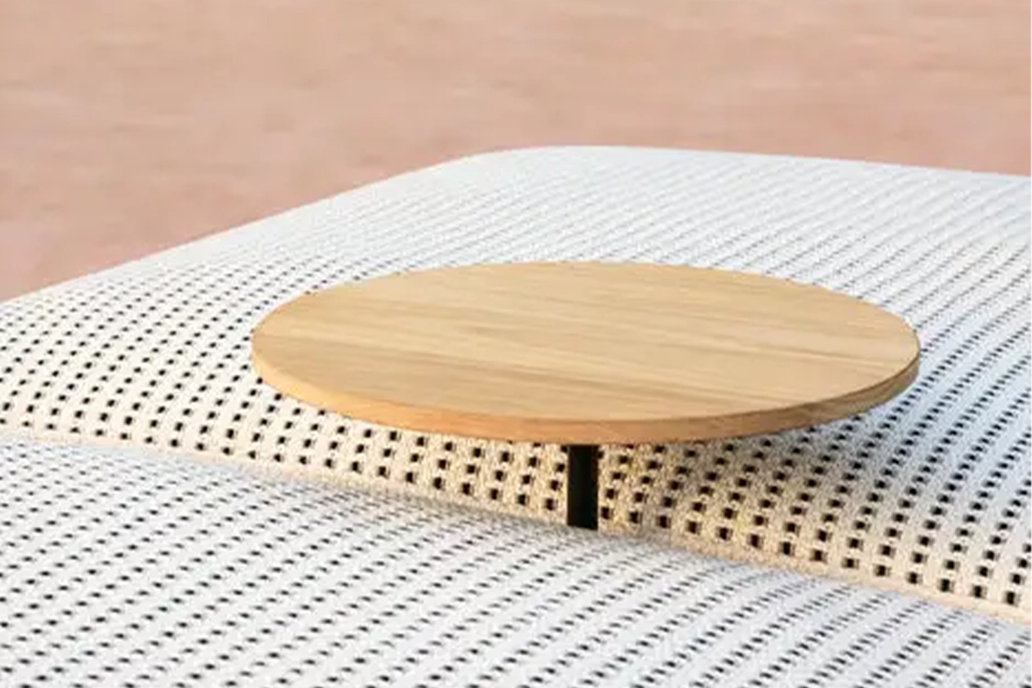 C15_Gallery_14_367699_outdoor_sofa_Nooch_A-07