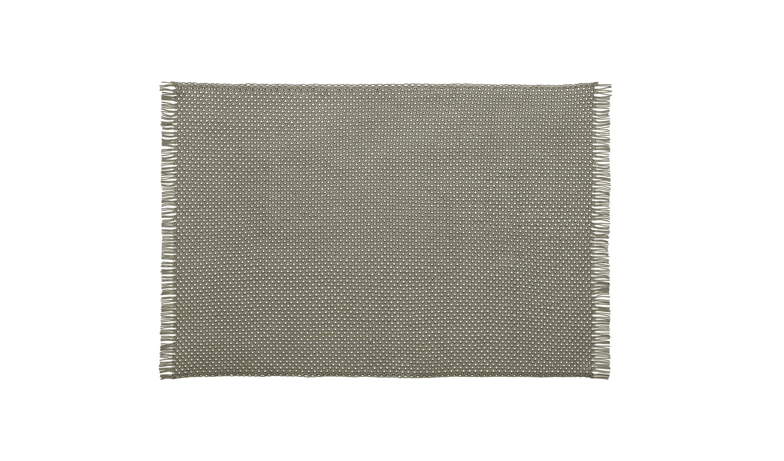 CAPA01_Slider_0_135_outdoor_accessory_Kyra_01_3