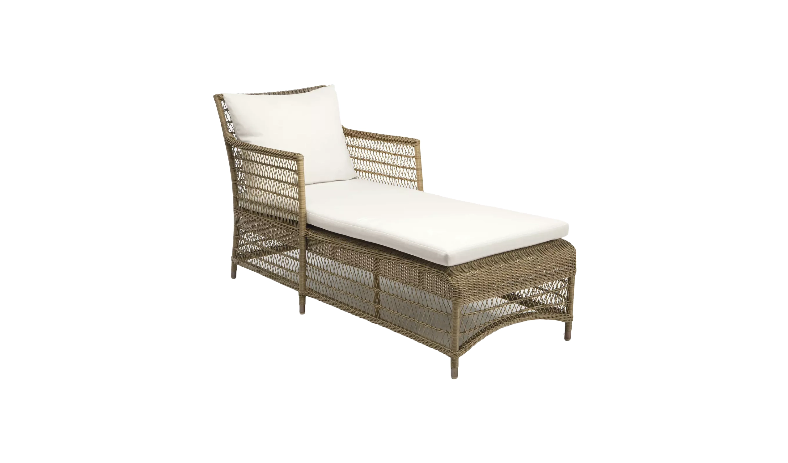 CAPA01_outdoor-chaise-lounge-malibu-wicker