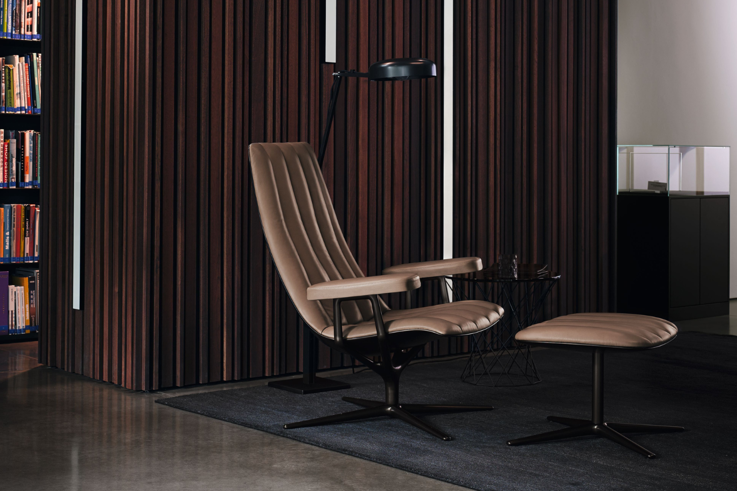 Healey-Soft-_lounge-chair_-soft_-_7