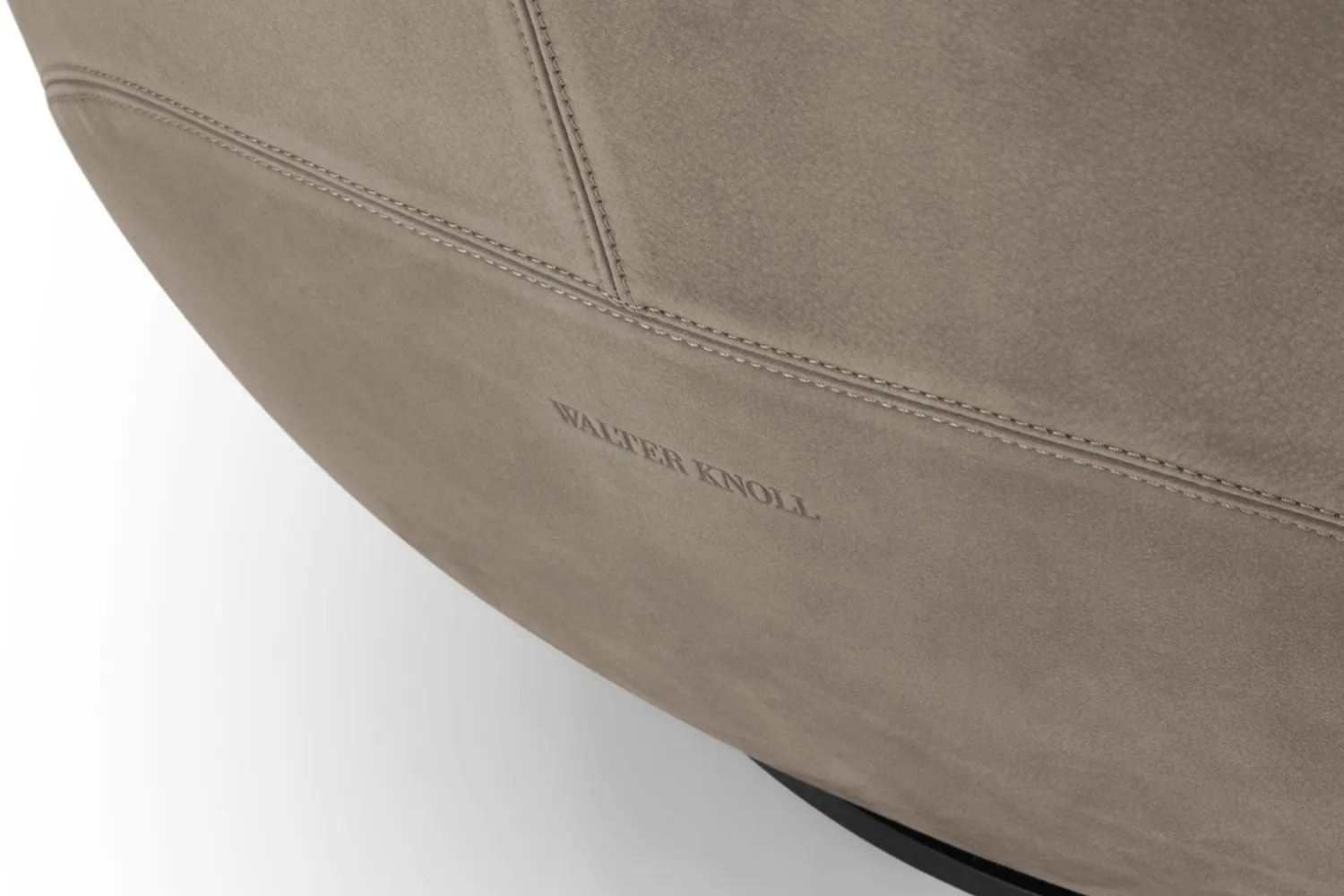 Ishino-lounge-chair-5