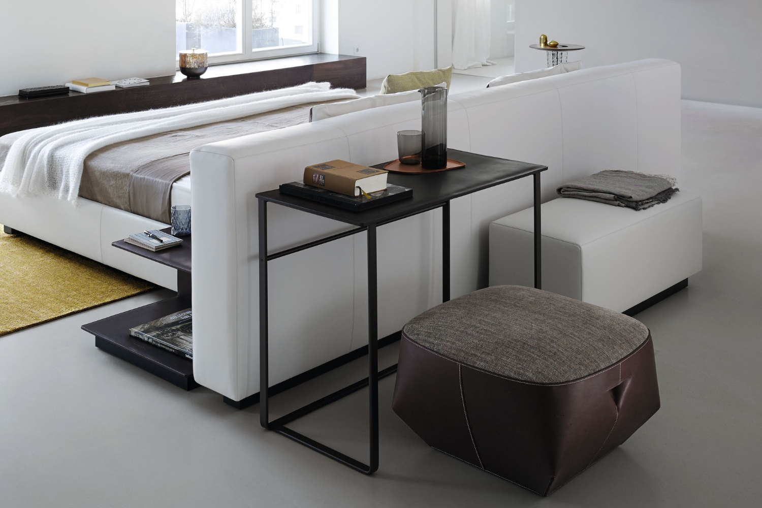 Yuuto-Bedroom-_banco_-_1