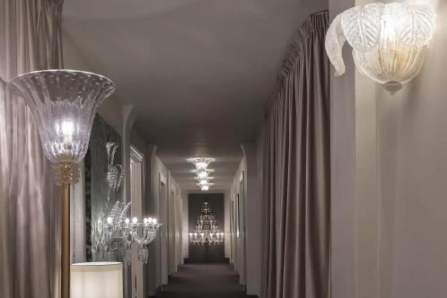 bt_hallway_showroom_milan_02