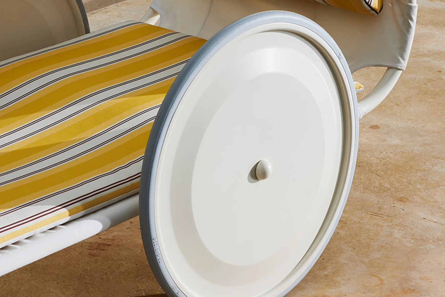 Espreguiçadeira Locus Solus