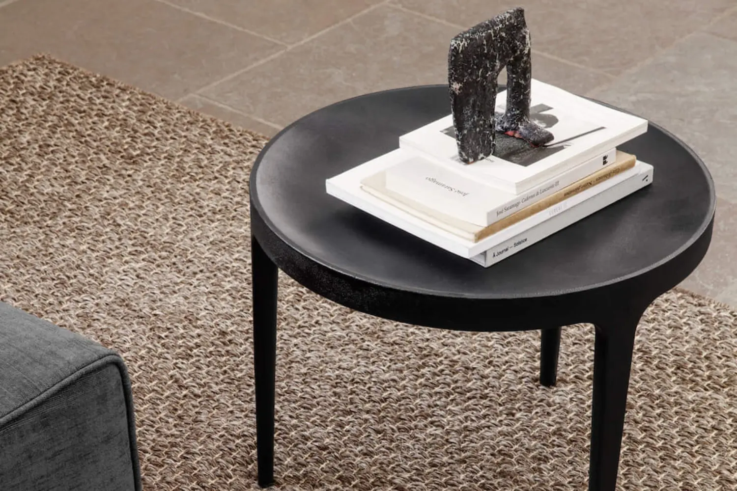 Mesa de apoio Ghost (4)