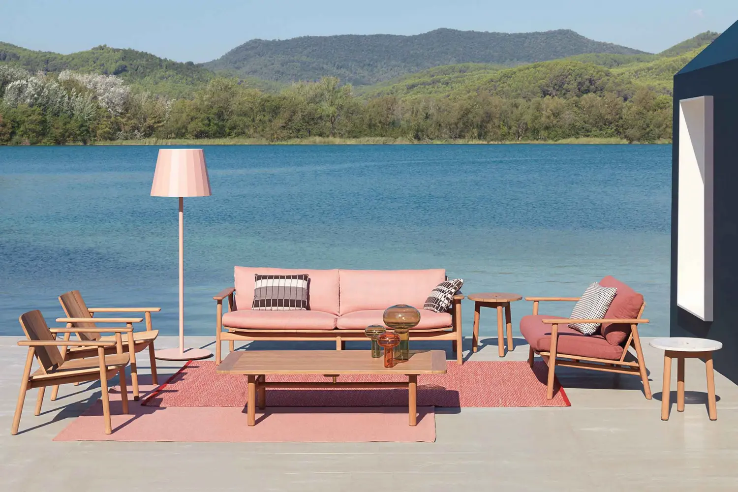 Poltrona Riva Low Club''