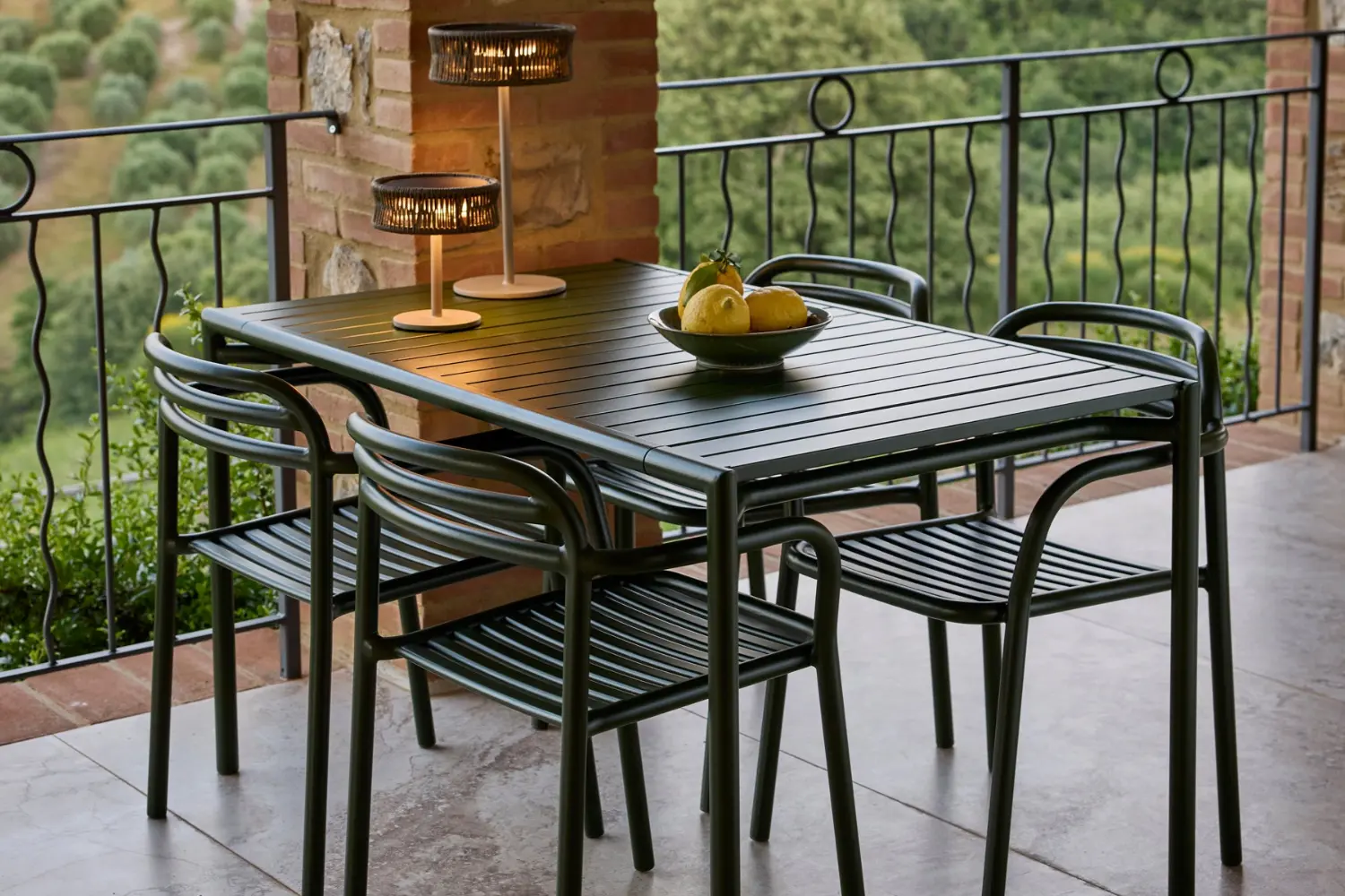 Luminária de Mesa Illusion Pequena''