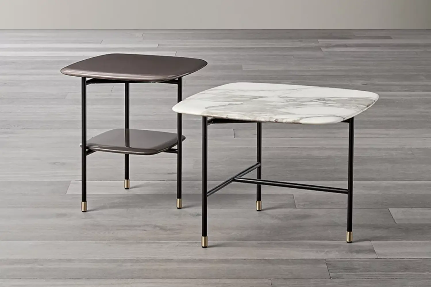 Mesa Lateral Adrian'