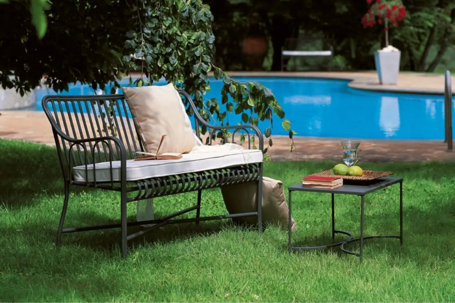 Mesa Lateral Toscana''