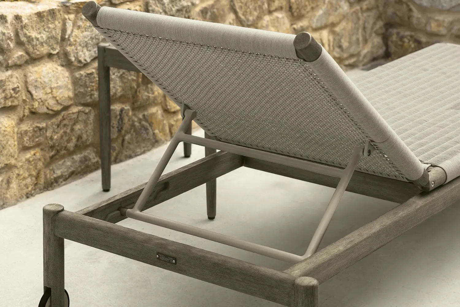 Espreguiçadeira Dolcevita''