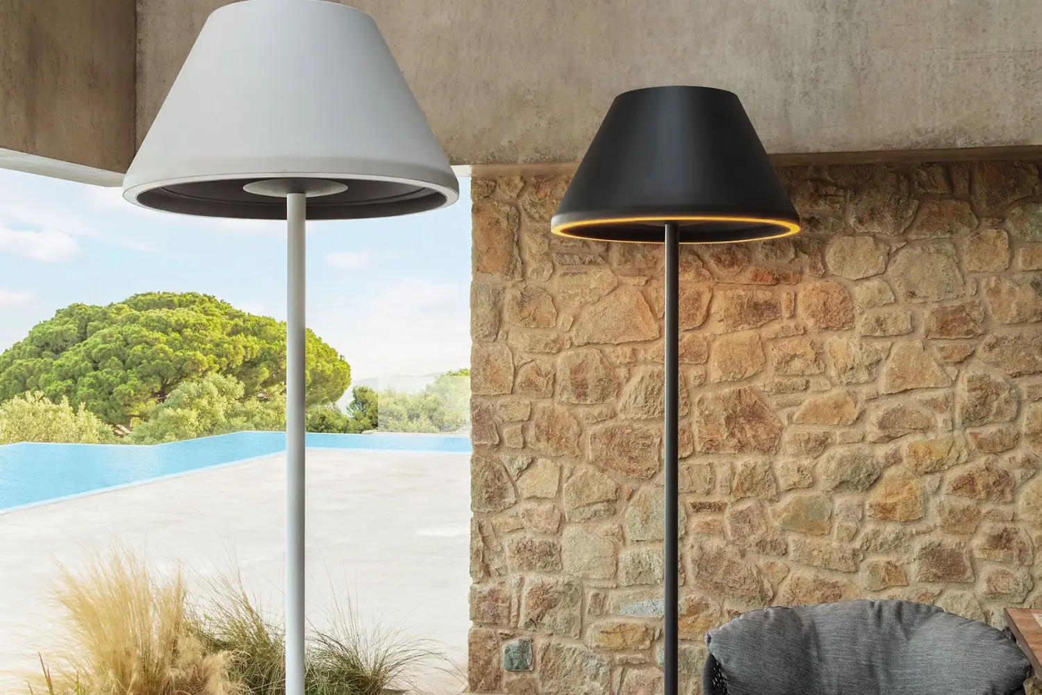 Luminária de Piso Tod''