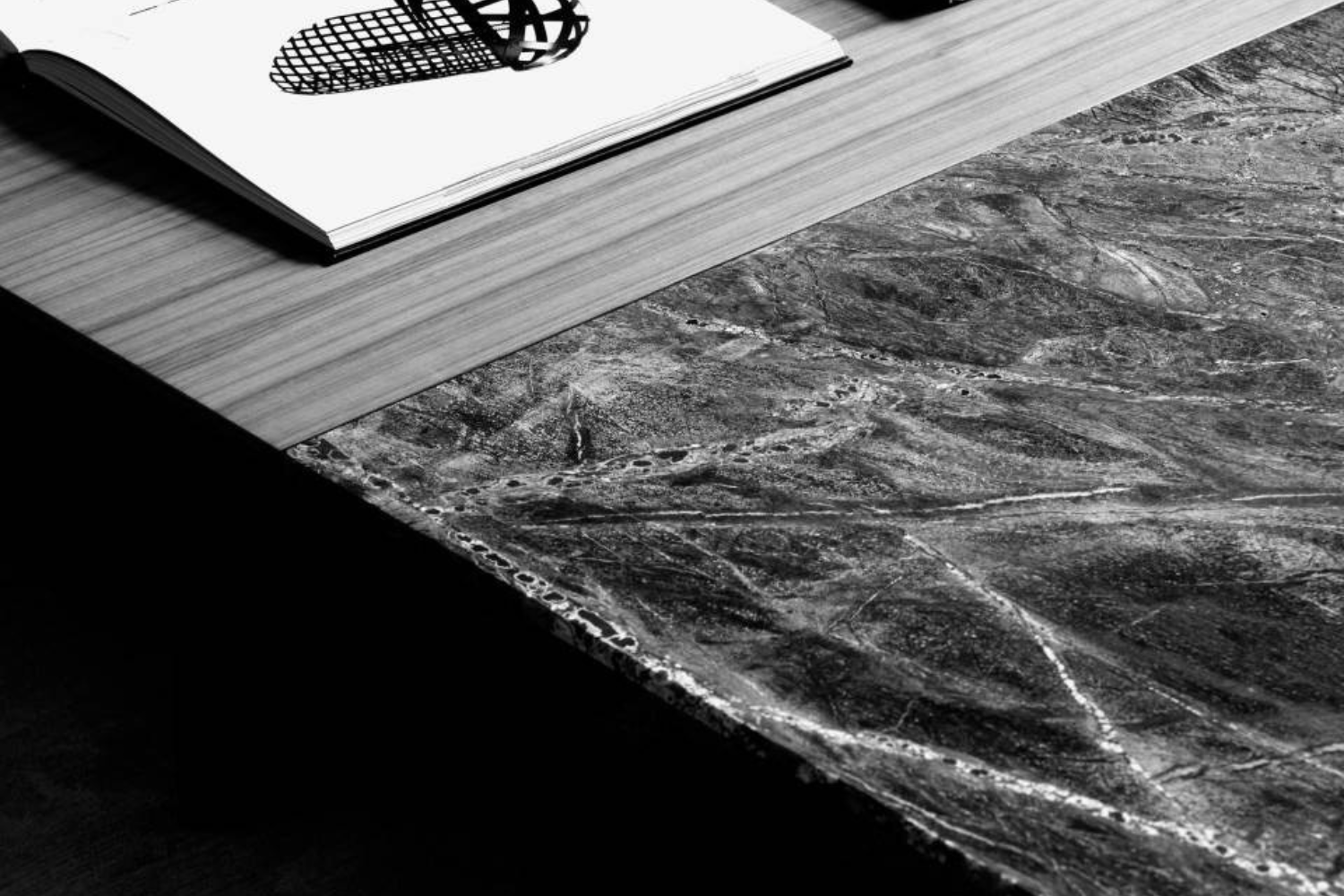 mesa de apoio sumo'''