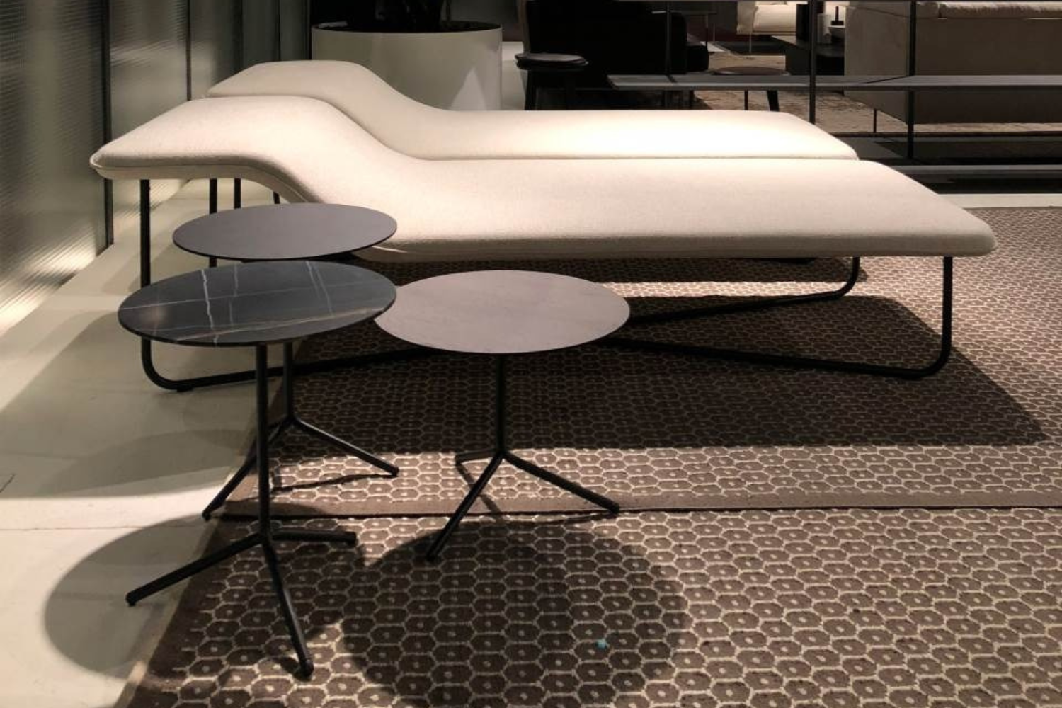 mesa lateral kiwi'''