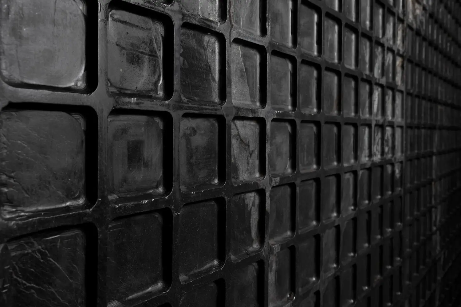 Parede Checkmate (4)