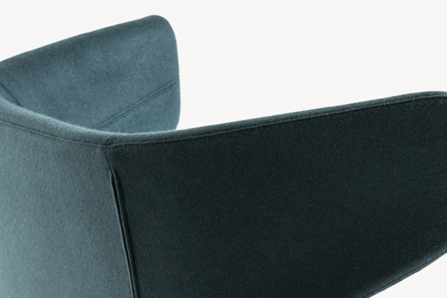 Chaise Longue Take a Line For a Walk 3