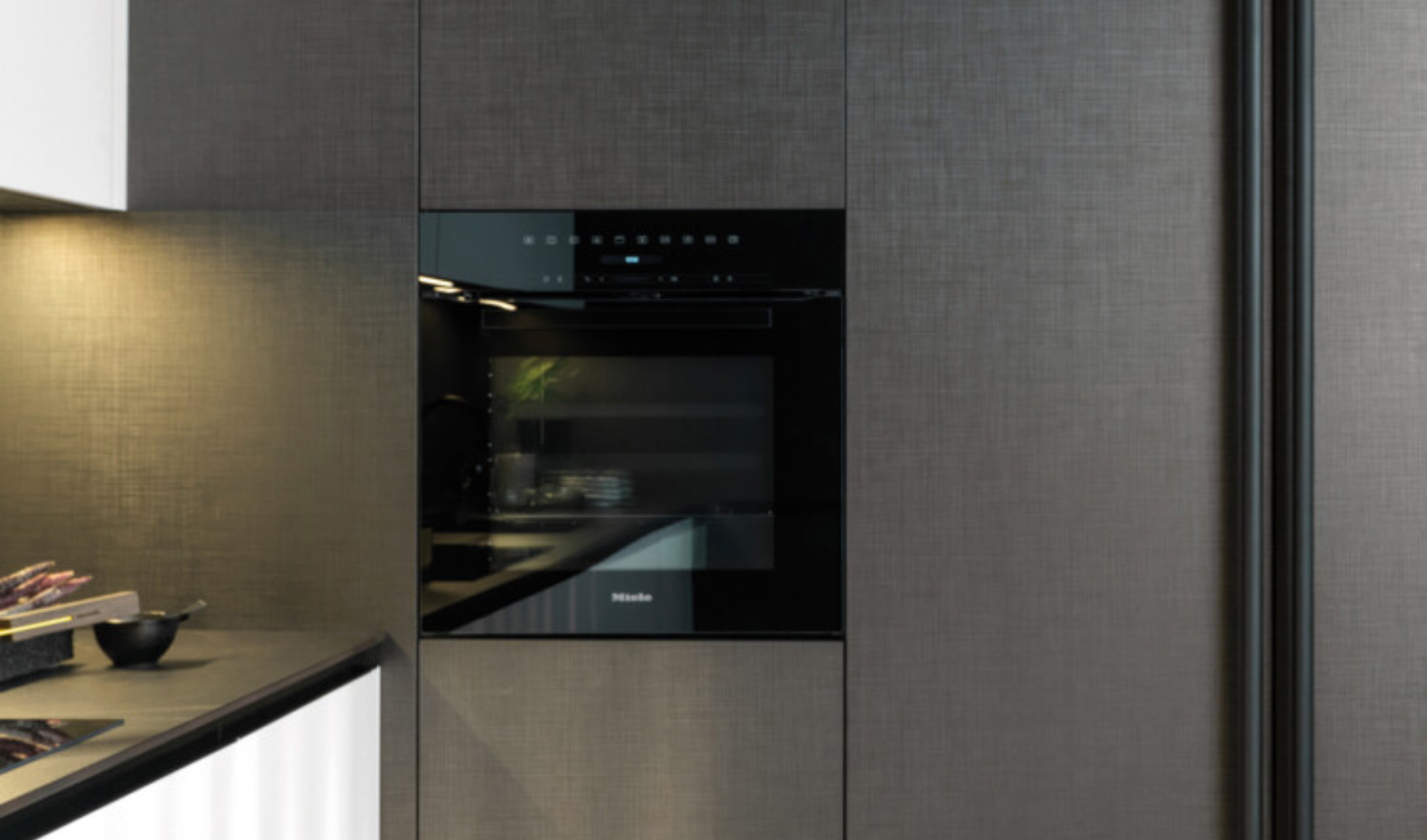 Projeto Corner Tall Units For Oven