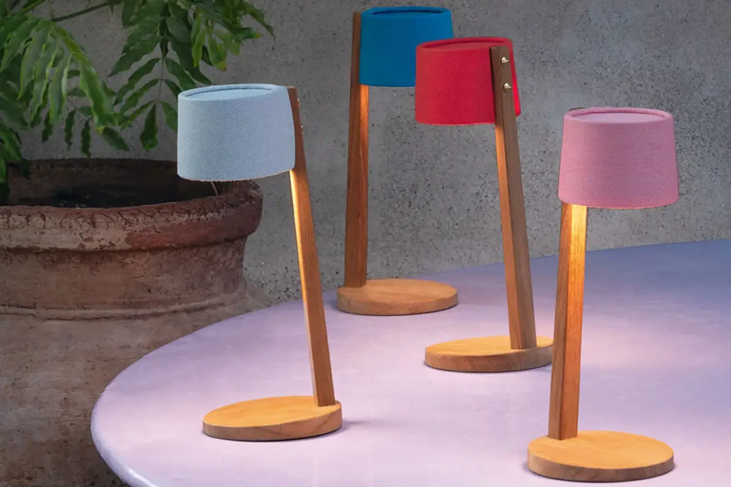 Luminária de Mesa Gaia2