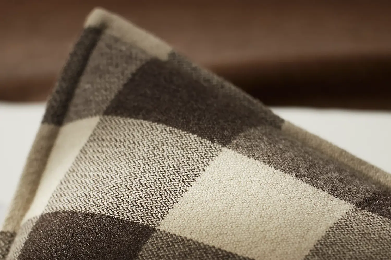 Almofada Joshua Throw2