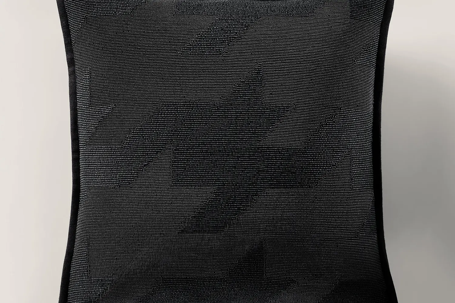 Almofada Randwick Beaded Throw2