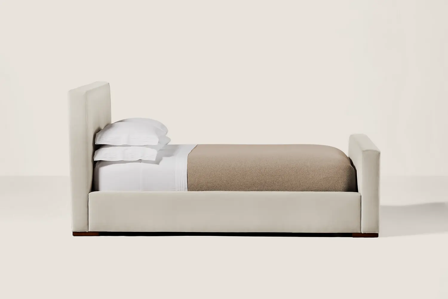 Cama Desert Modern Upholstered2