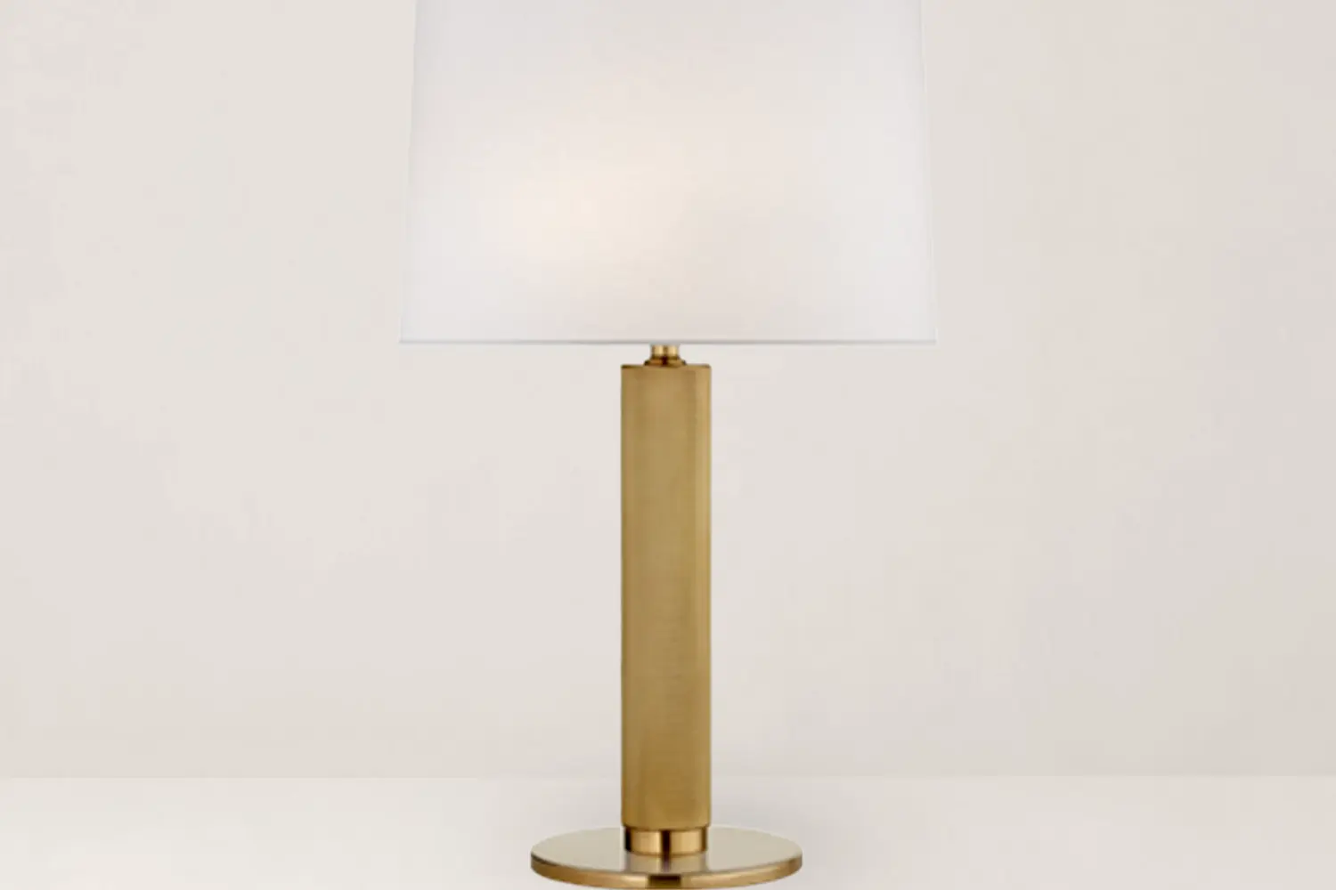 Luminária de Mesa Barrett1