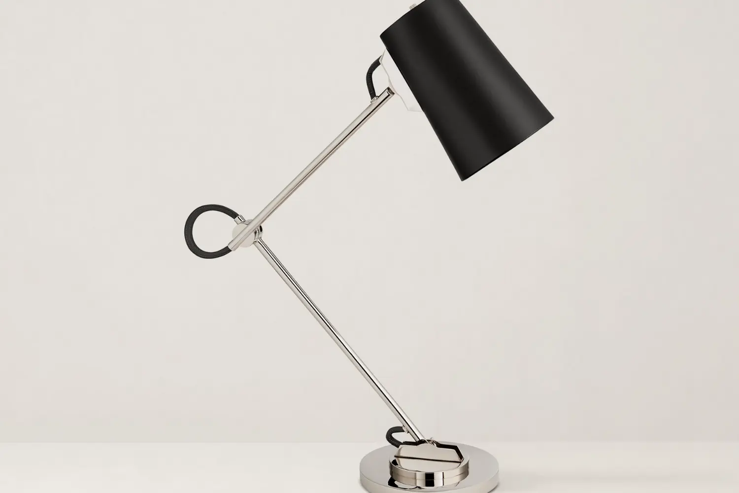 Luminária de Mesa Benton2