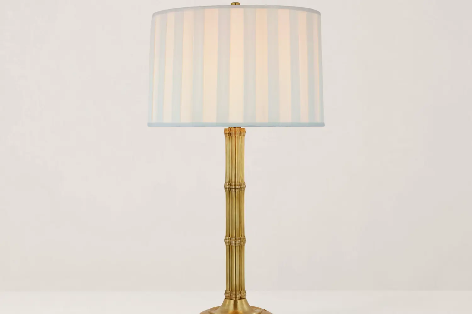 Luminária de Mesa Downing2