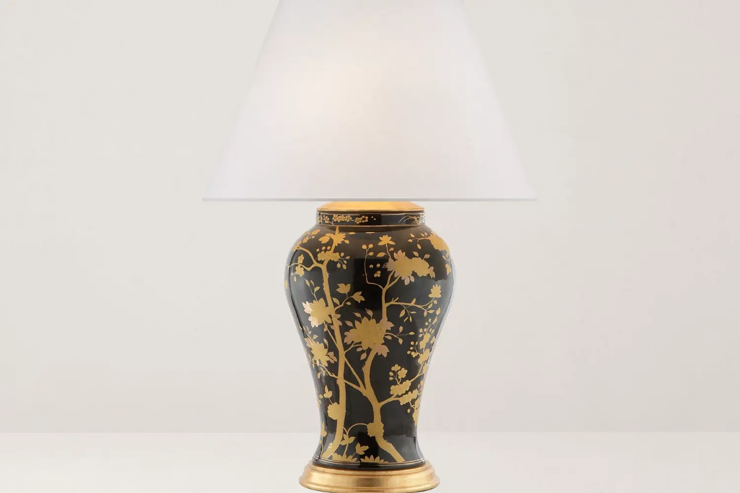 Luminária de Mesa Gable2