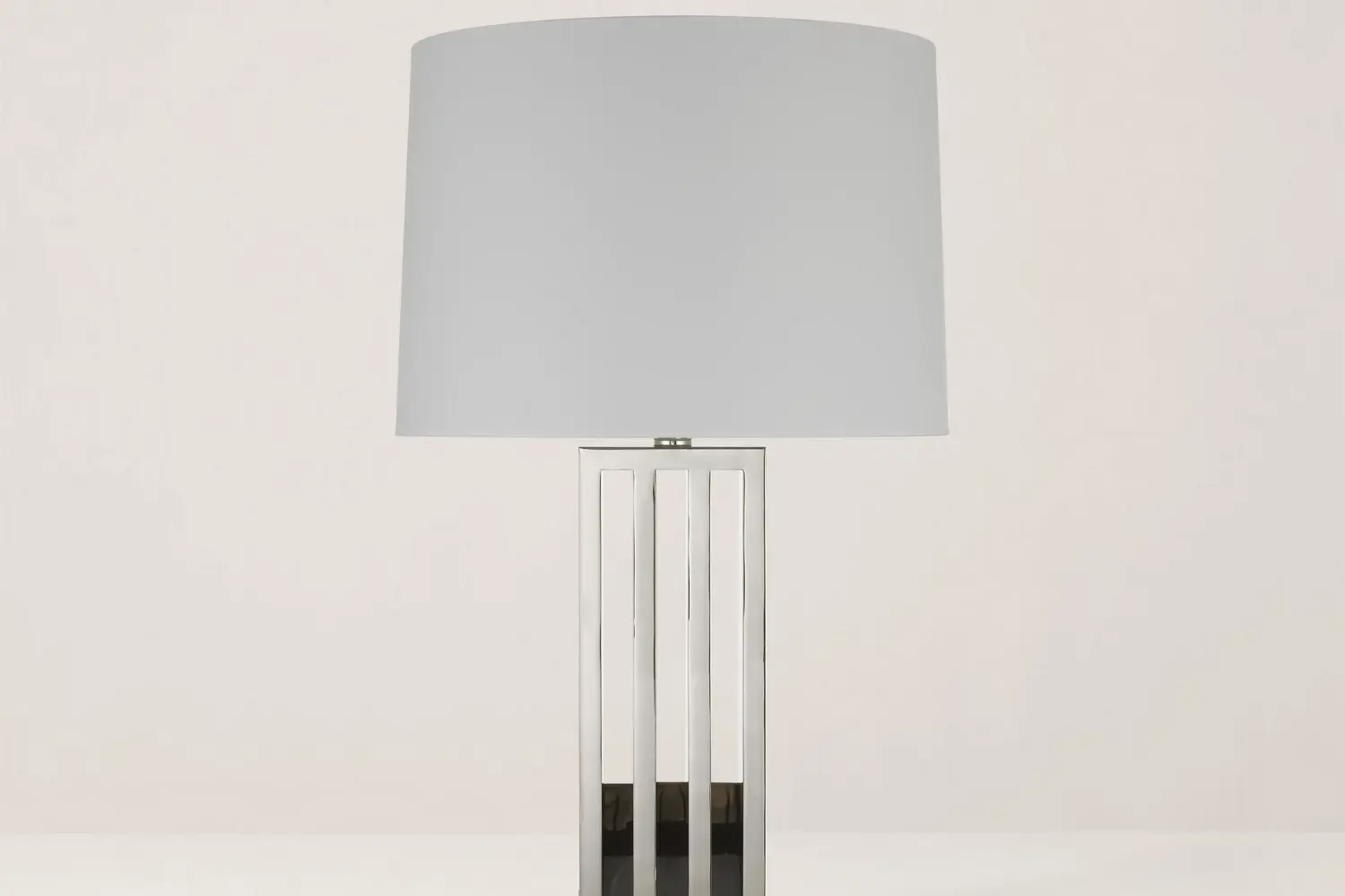 Luminária de Mesa Penrose1