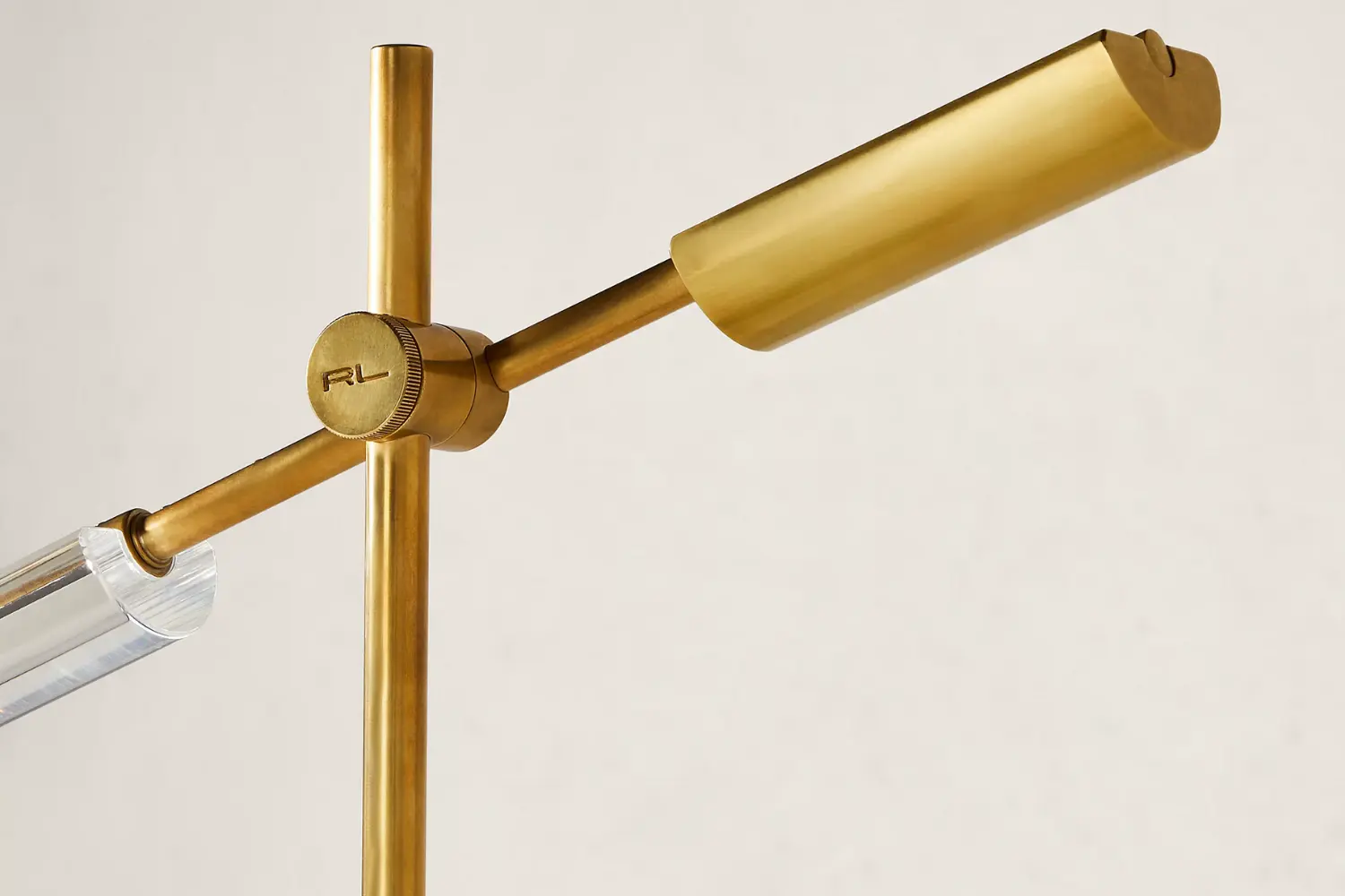 Luminária de Piso Daley1