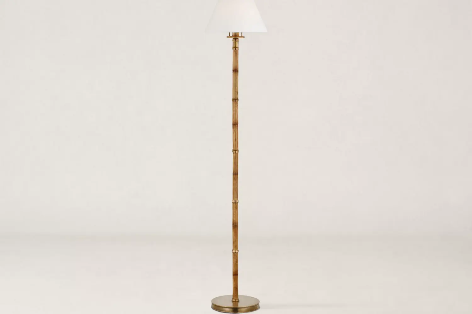 Luminária de Piso Dalfern2