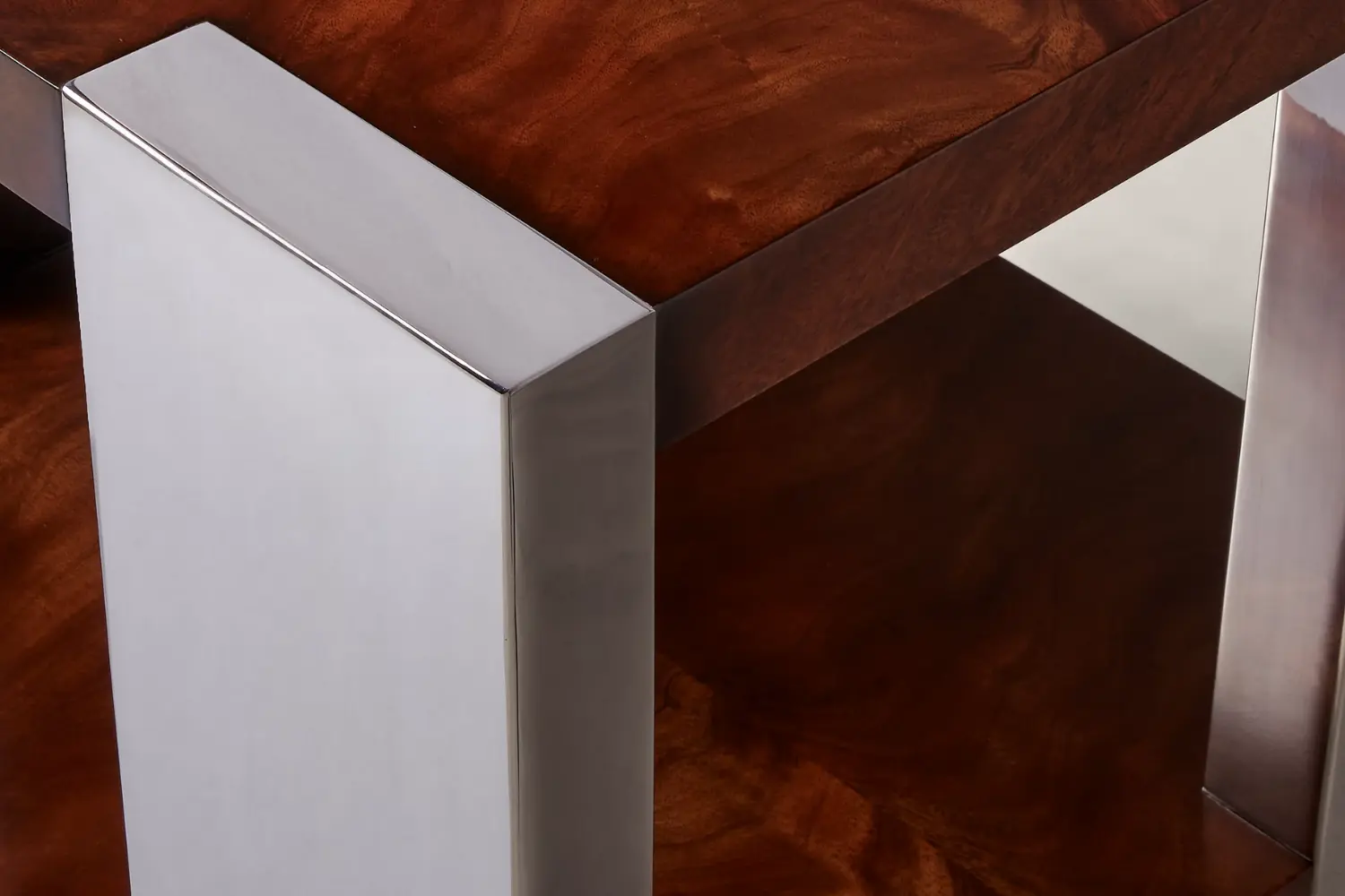 Mesa Lateral Aldrich2